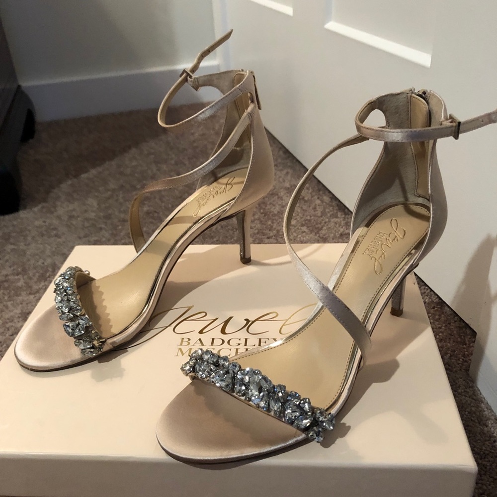 badgley mischka wedding heels